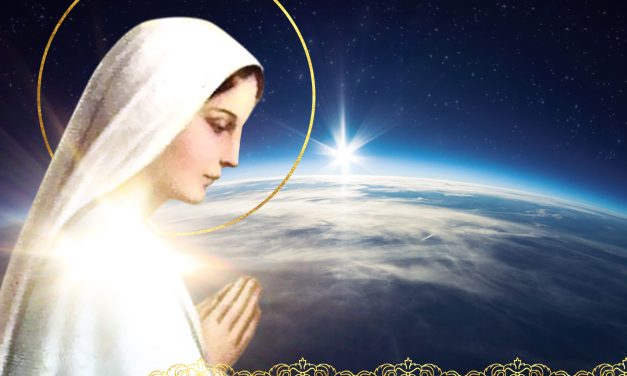 A Mãe Crística Se aproxima da crosta terrena