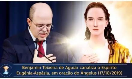 Benjamin Teixeira de Aguiar canaliza o Espírito Eugênia-Aspásia, em oração do Ângelus (17/10/2019)
