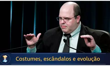 Costumes, escândalos e evolução