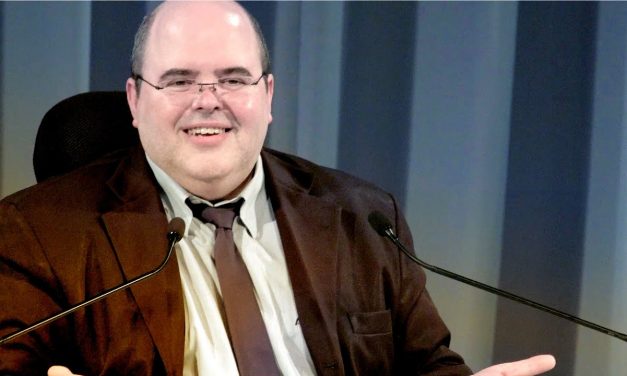 O vanguardismo extraordinário de Chico Xavier